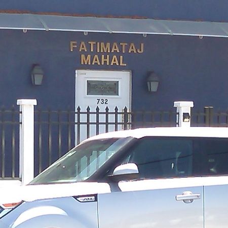 Fatimataj Mahal Hotel Miami Exterior photo