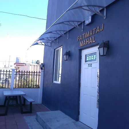 Fatimataj Mahal Hotel Miami Exterior photo